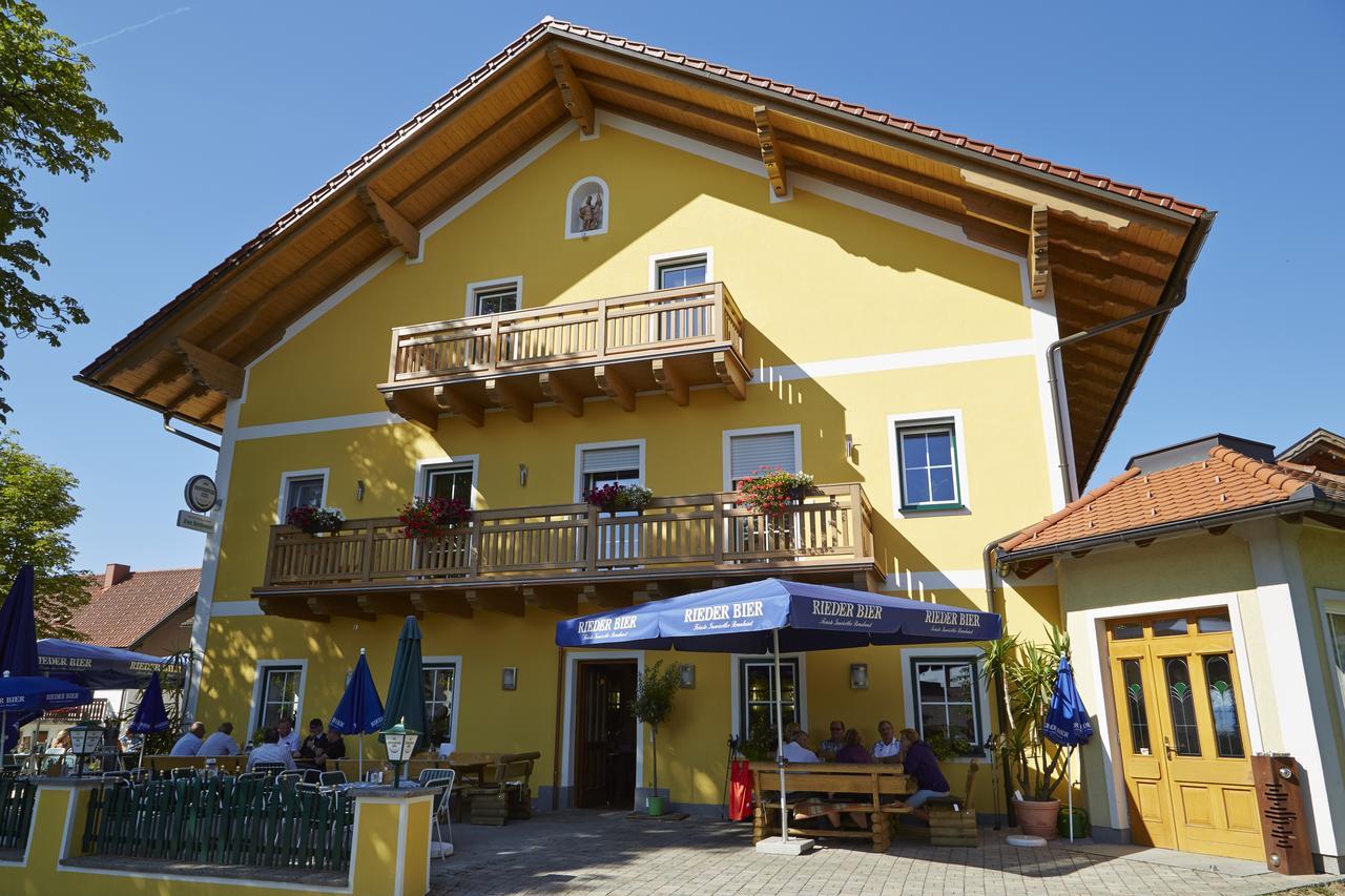 Отель Gasthof Zum Kirchenwirt Schardenberg Экстерьер фото